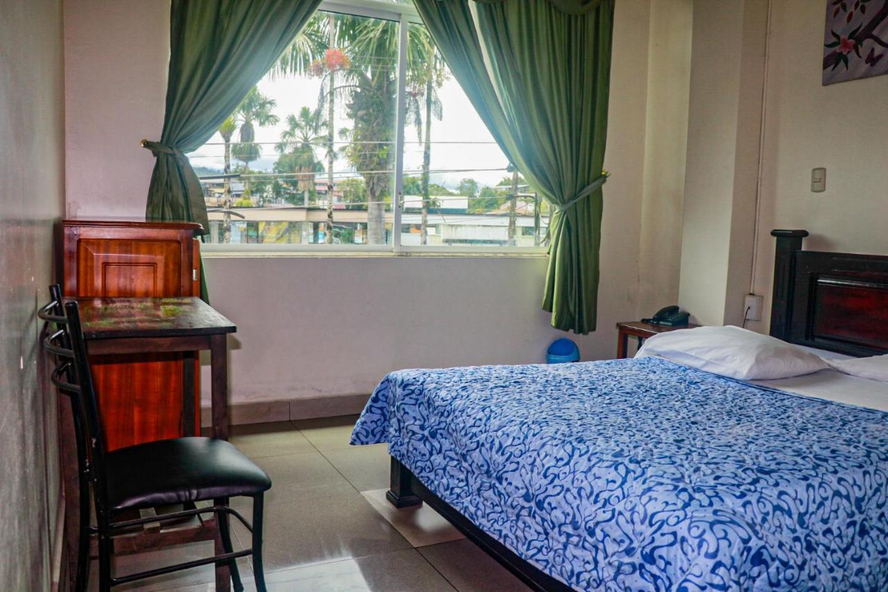 Hotel Real Amazonico Puyo Esterno foto