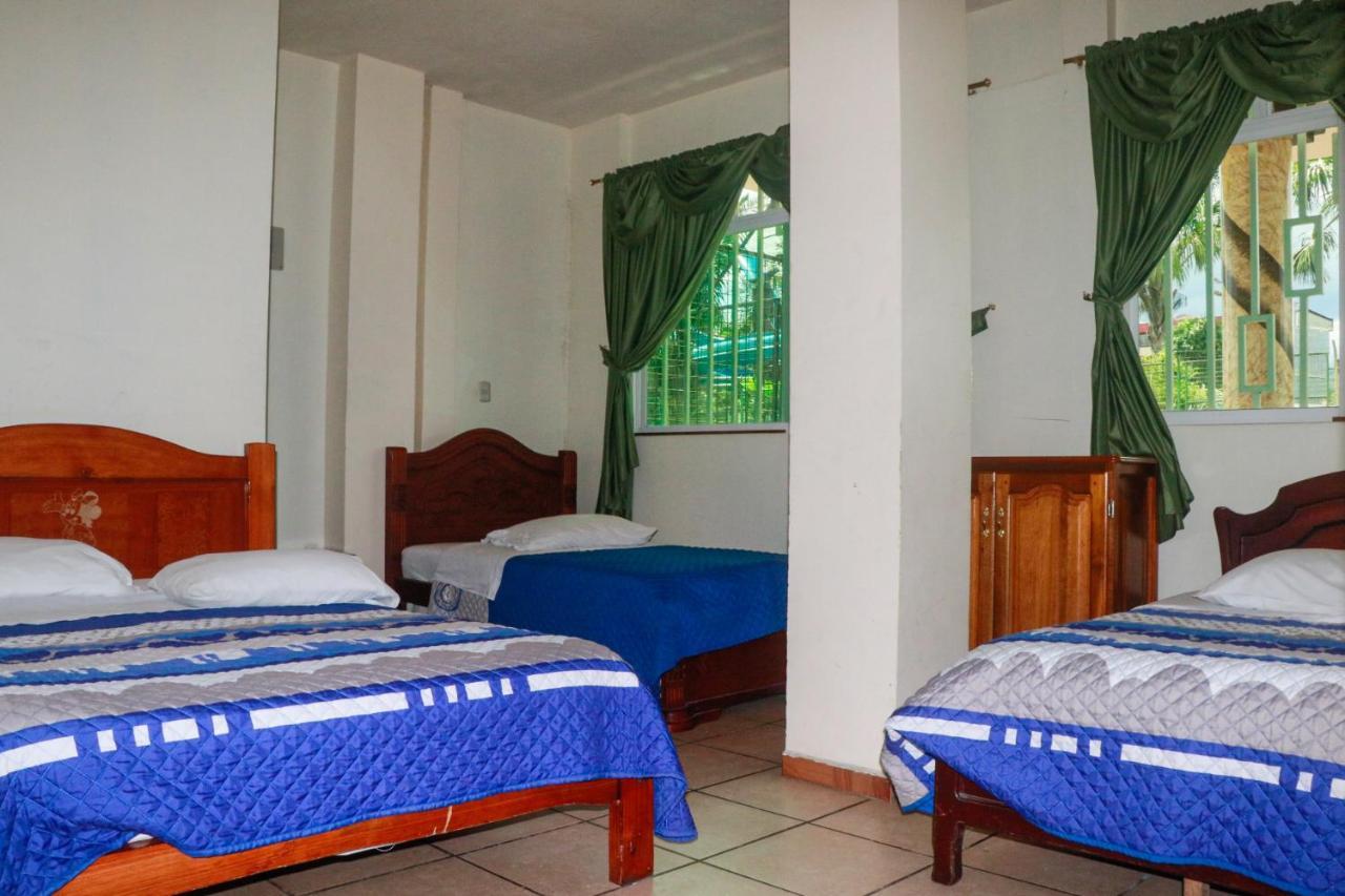 Hotel Real Amazonico Puyo Esterno foto
